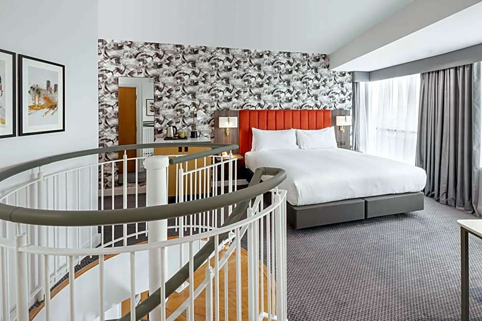DoubleTree By Hilton Manchester Piccadilly Place