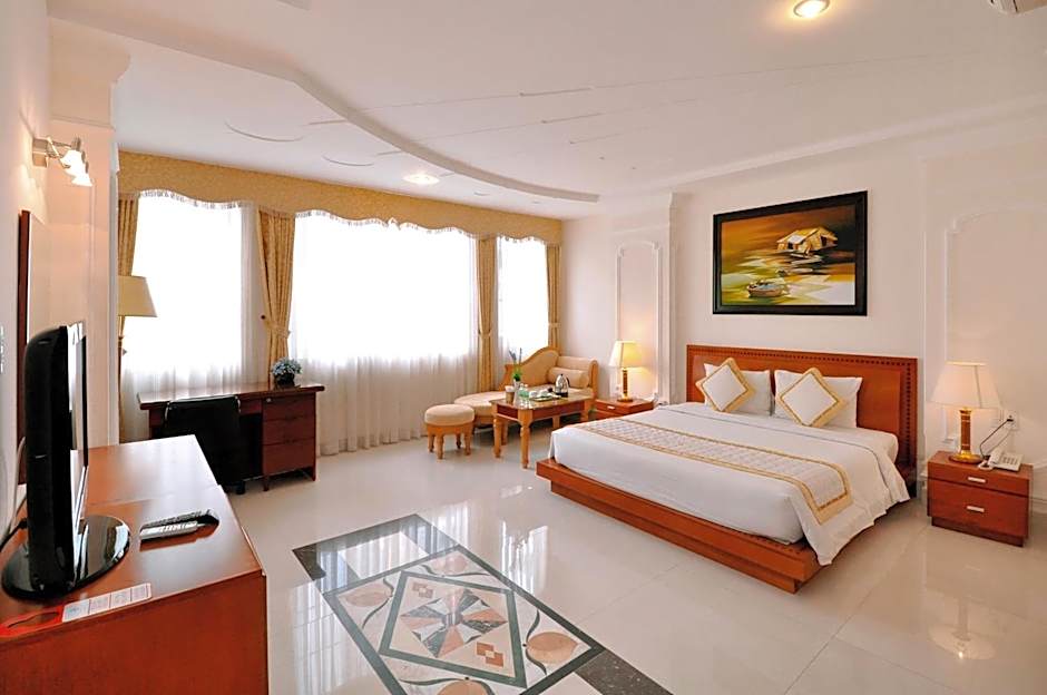 Photo 1 of 2 of 1 Bedroom Suite