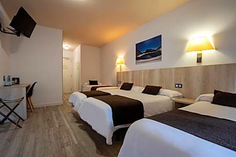 Superior Family Room