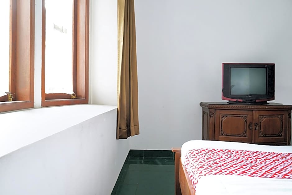 OYO 93248 Villa Syariah Astuti Lestari