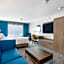 Holiday Inn Express Peru-Lasalle Area By IHG