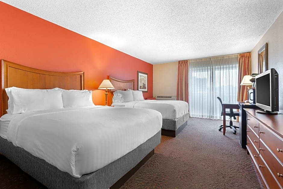 Holiday Inn Express Chicago-Downers Grove, an IHG Hotel