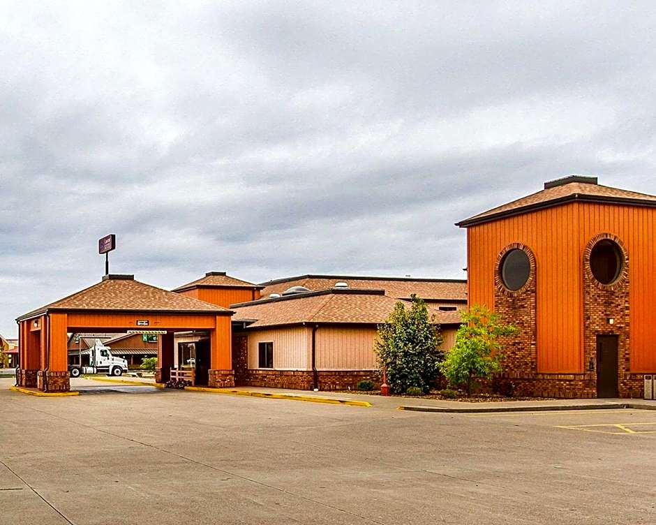 Quality Inn & Suites Marion