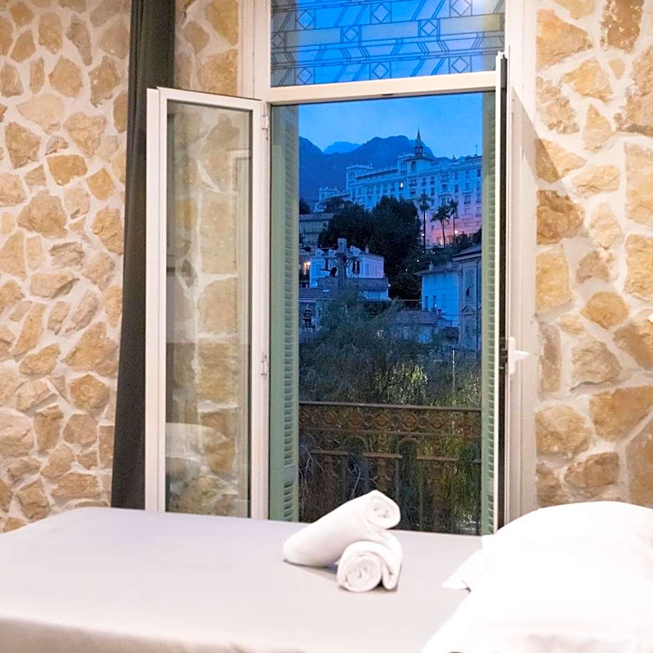 Hotel De Belgique à Menton