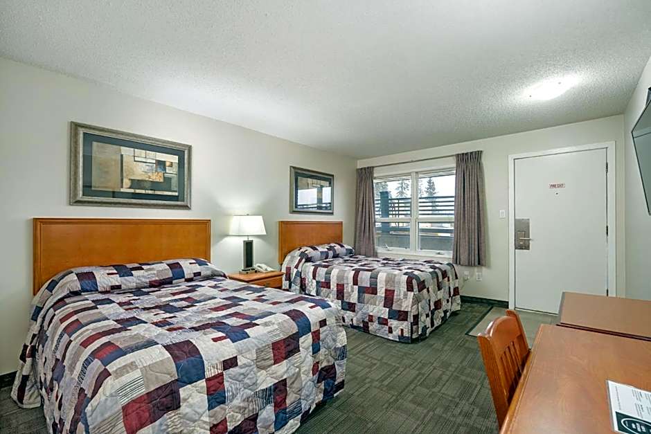 Guest House Inn & Suites