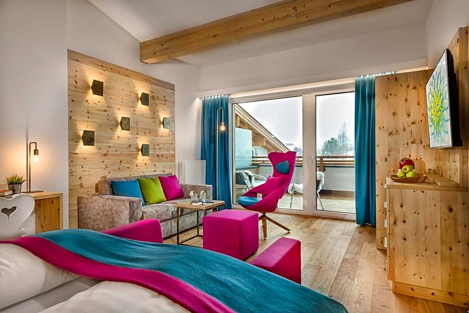 Photo 1 of 4 of Junior Suite, Terrace