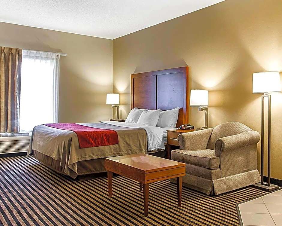 Comfort Inn Owatonna near Medical Center