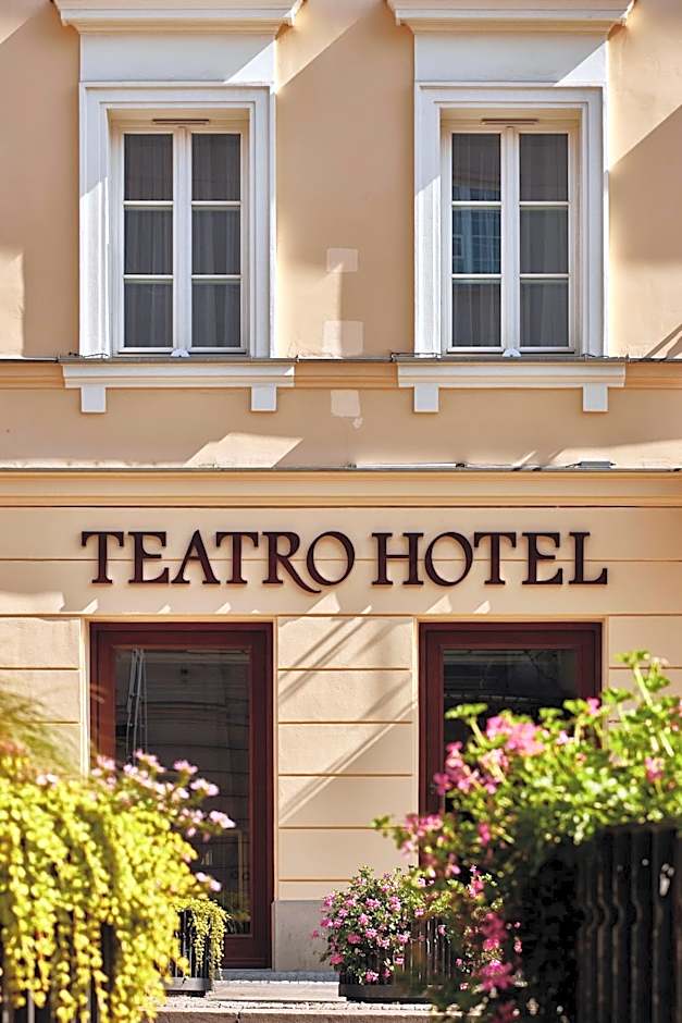 Hotel Teatro Boutique Old Town - Destigo Hotels