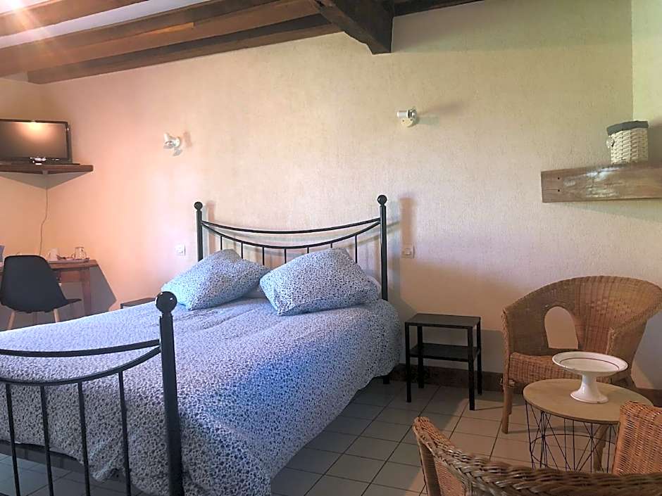 Maison d'hôtes Ourdeaux et gîte Chez Rouchon