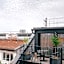 WELTWIEN Luxury Art Apartments & Free Parking