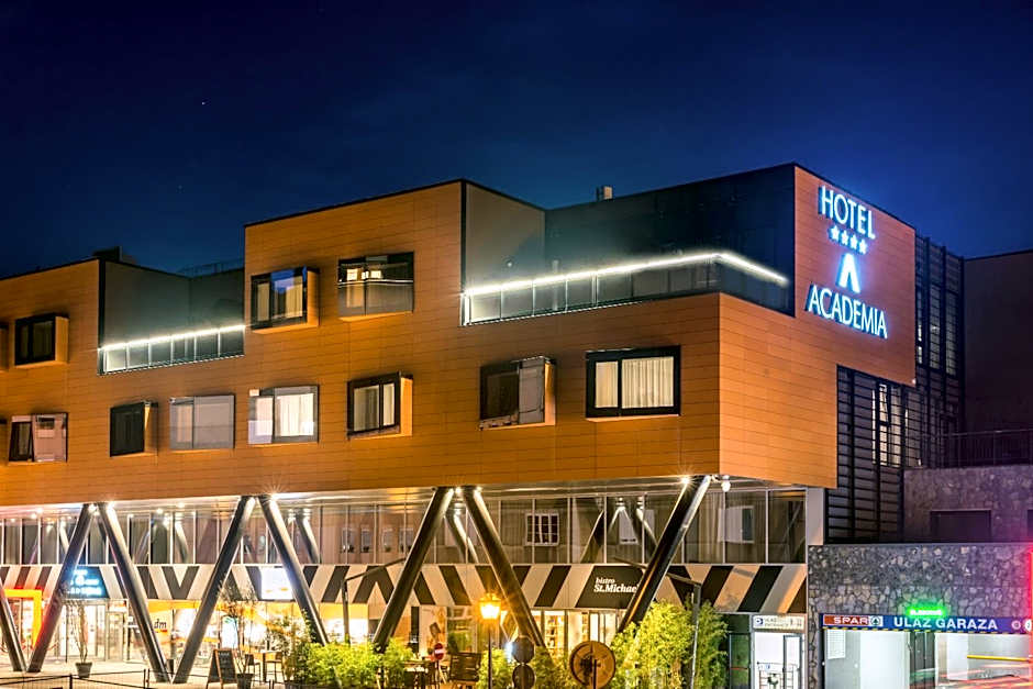 Hotel Academia