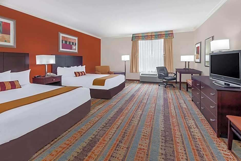 Baymont by Wyndham Henderson