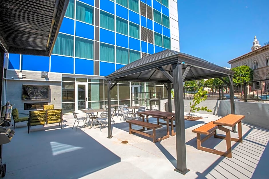 Staybridge Suites Denver Downtown By IHG