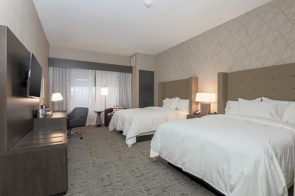 DoubleTree by Hilton Evansville
