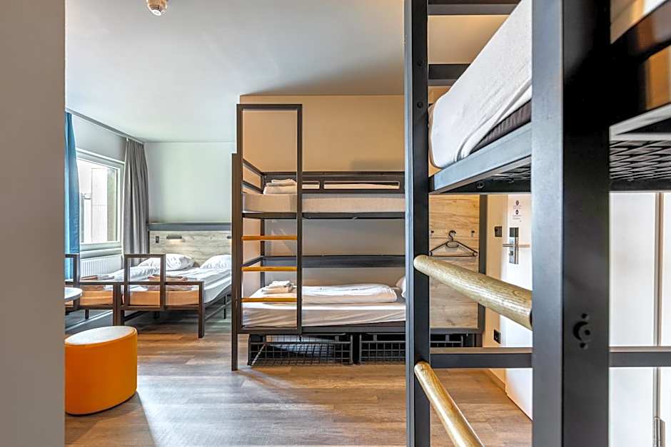 a&o Frankfurt Ostend