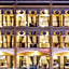 Le Hua Hotel