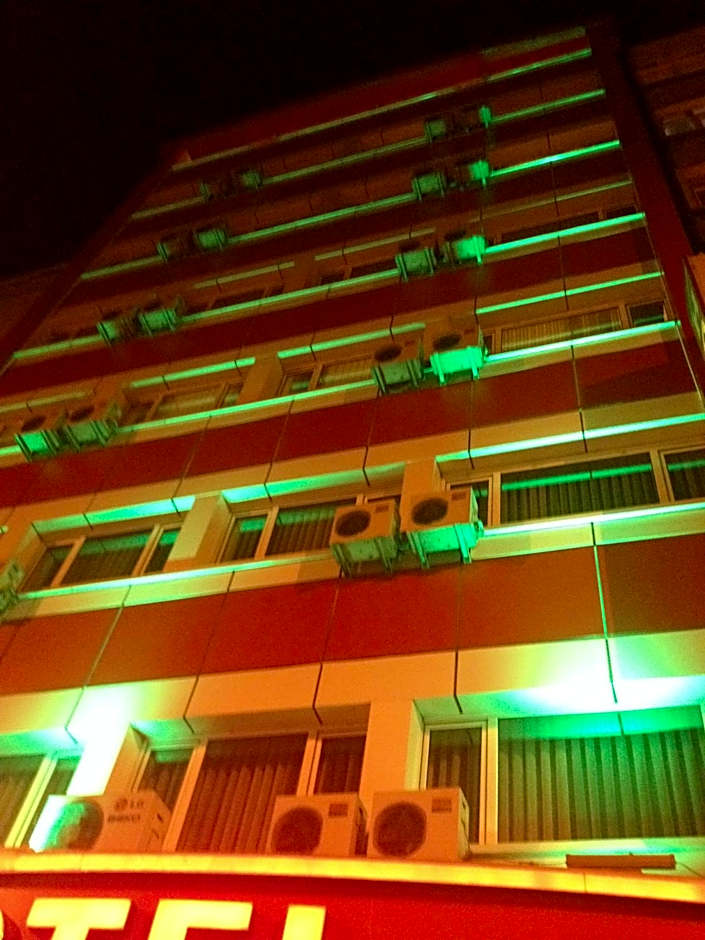 Buyuk Hotel