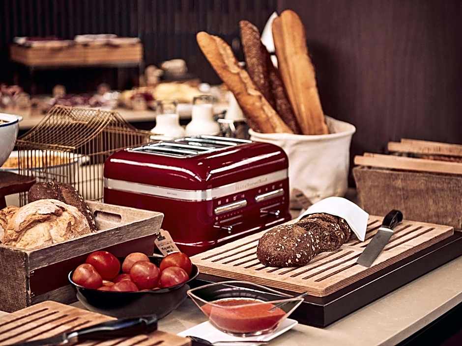 Sofitel Barcelona Skipper