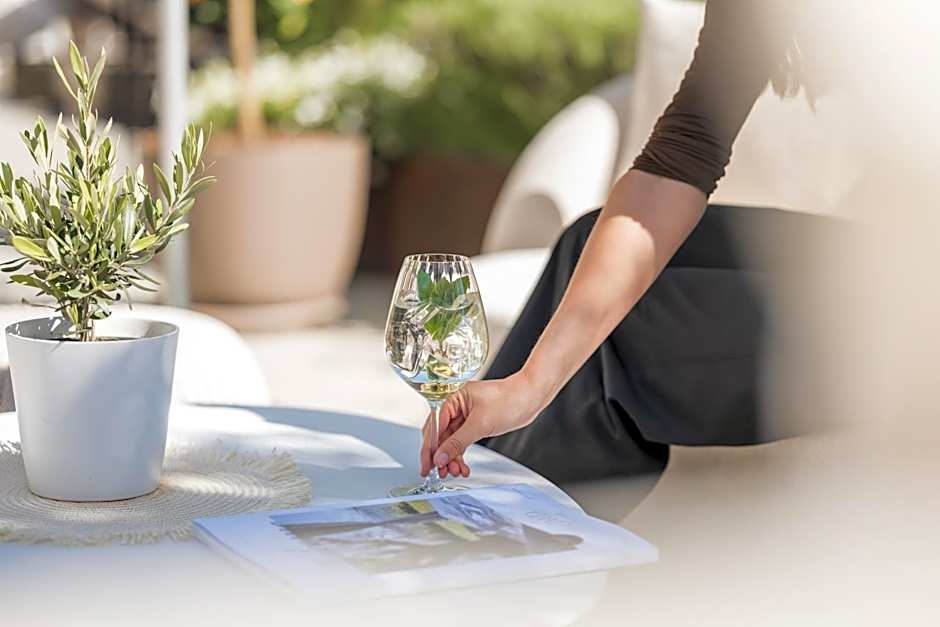 Small & Beautiful Hotel Gnaid