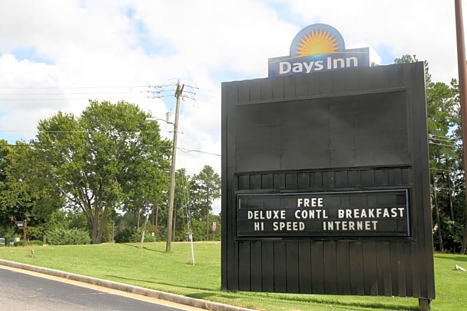 Days Inn by Wyndham Petersburg/South Fort Lee