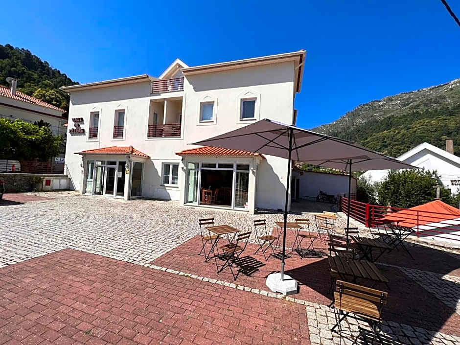 Vale do Zêzere Hotel