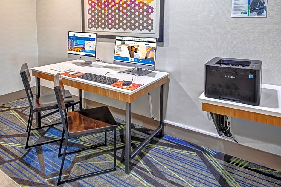 Holiday Inn Express Hotel & Suites Memphis Southwind By IHG
