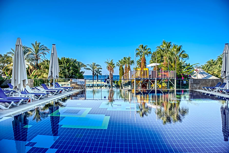 Sealife Buket Beach Hotel