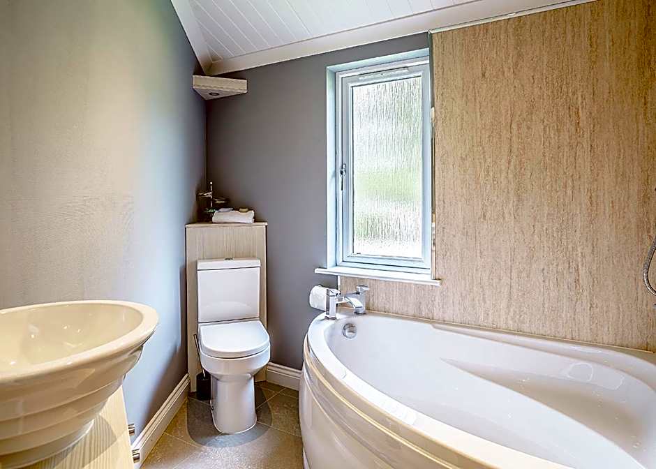 Ladera Retreat Lodges