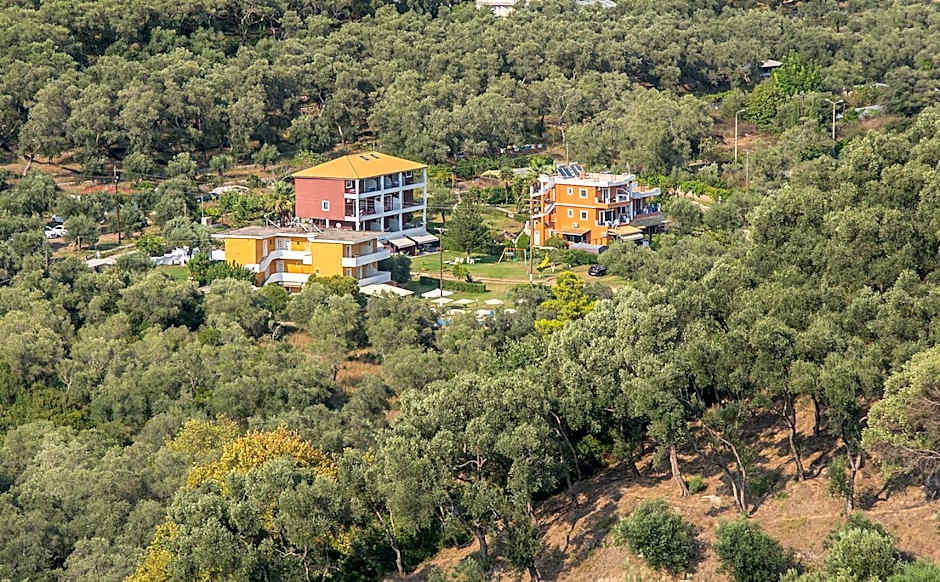 Donatos Apartments & Studios