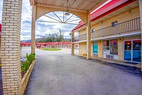Ozark Junction Inn
