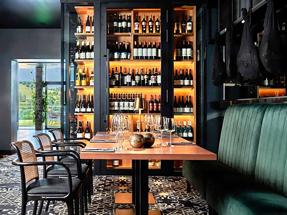 Heron Live Hotel Marina & SPA