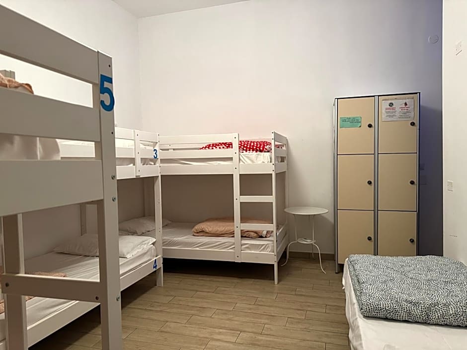Hostel Mancini Naples