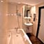 Budget Hotel Le Beau Rivage