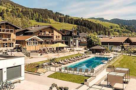 Hofgut Apartment & Lifestyle Resort Wagrain