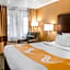 Quality Inn & Suites Houghton Downtown