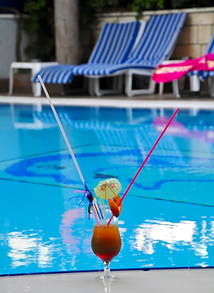 Kleopatra Micador Otel