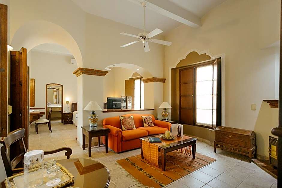 Hotel Hacienda Los Laureles