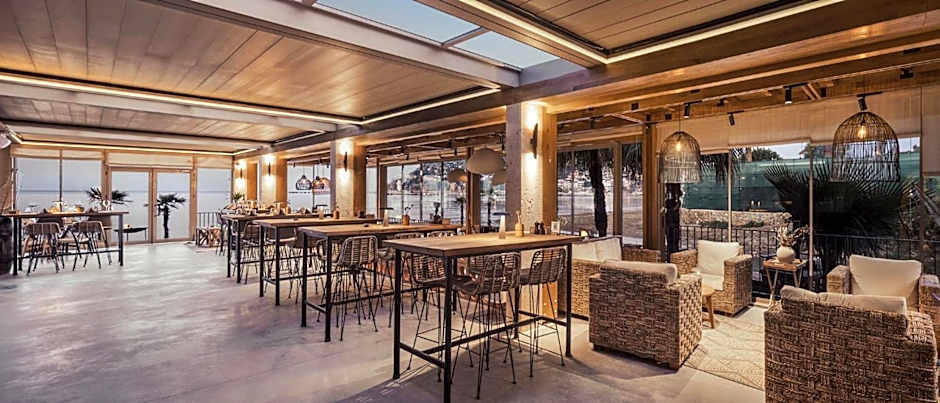 Sun Hotel By En Vie Beach