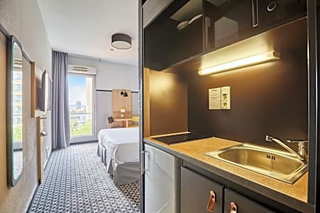 Standard Studio (2 Adults)