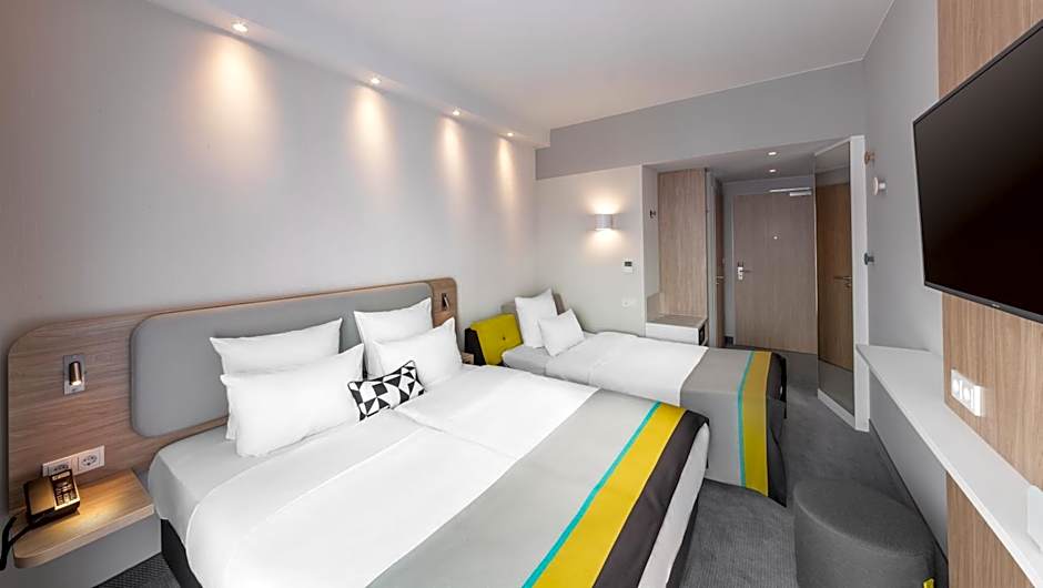 Holiday Inn Express Munich North By IHG