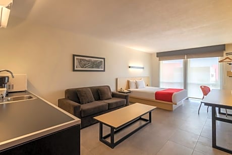 Superior, Guest room, 1 Queen, Sofa bed