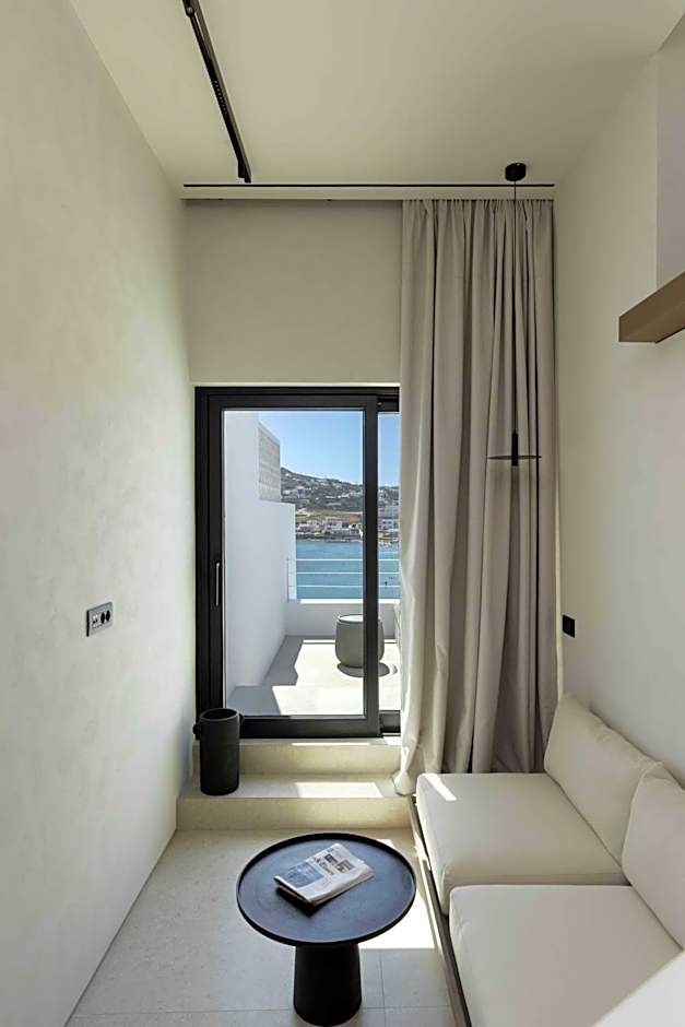 CUBIC Mykonos Seafront Design Suites