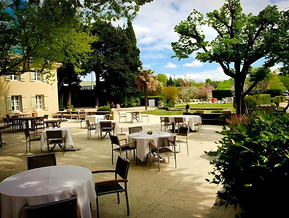 Le Pre du Moulin - Maison Alonso - Hotel & Restaurant