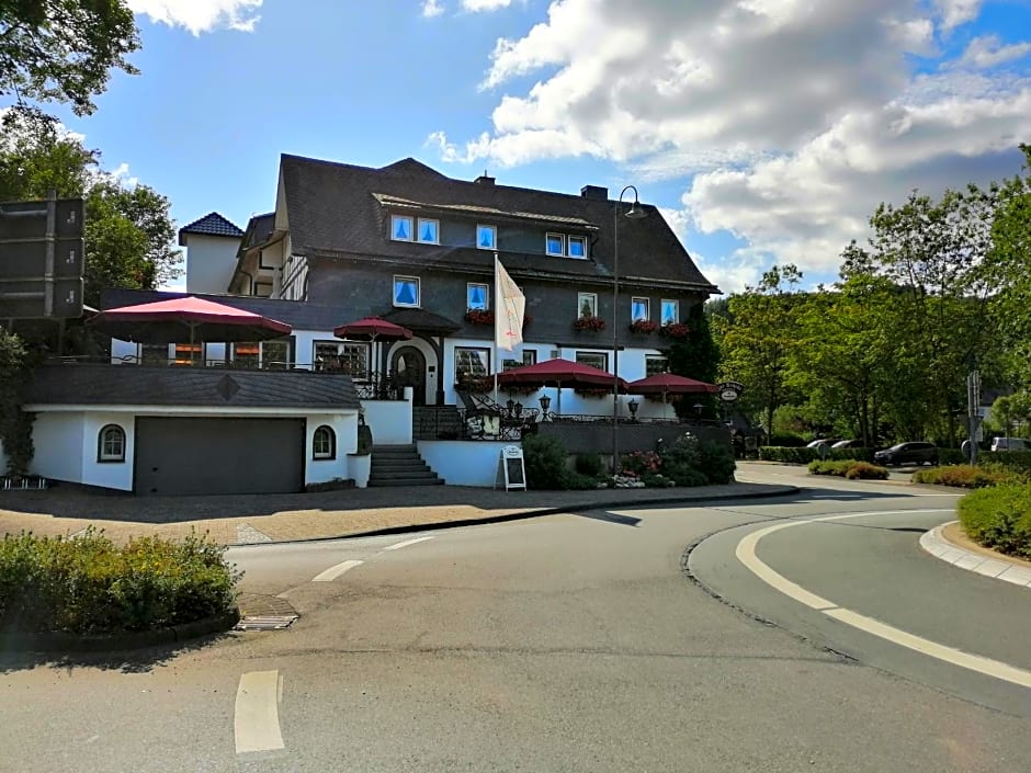 Land-gut Hotel zur Brücke garni