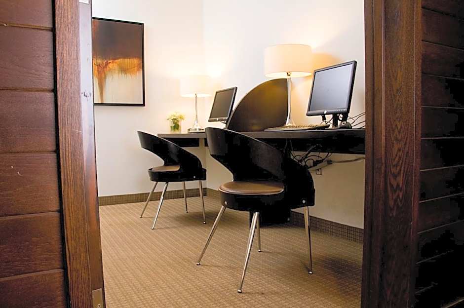 Cambridge Suites Hotel Halifax