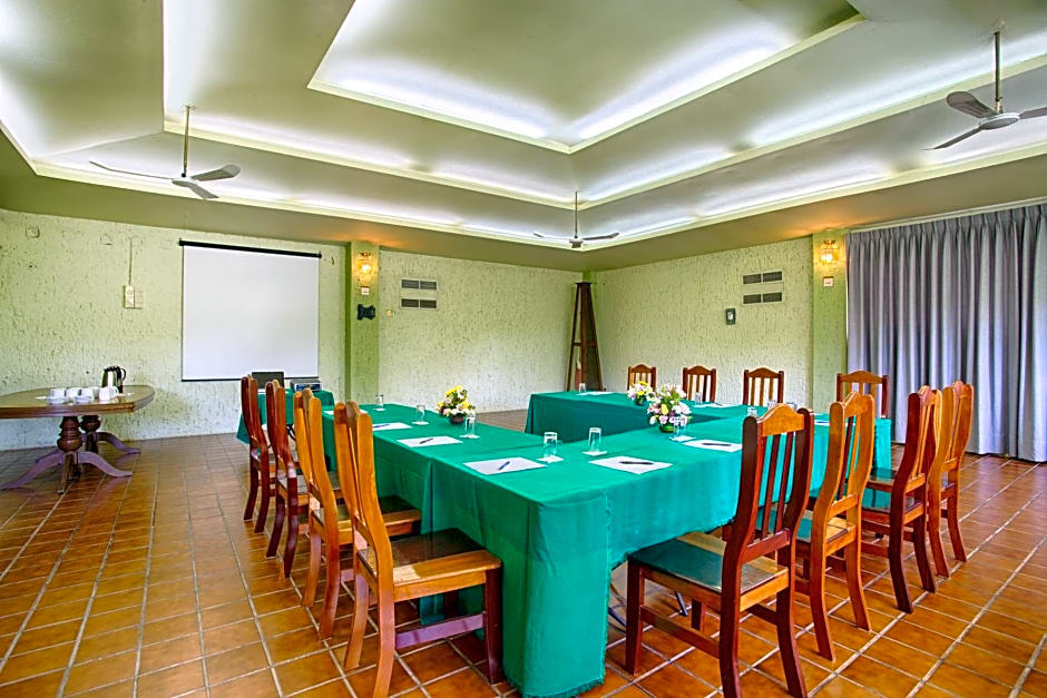 Hotel Garza Canela