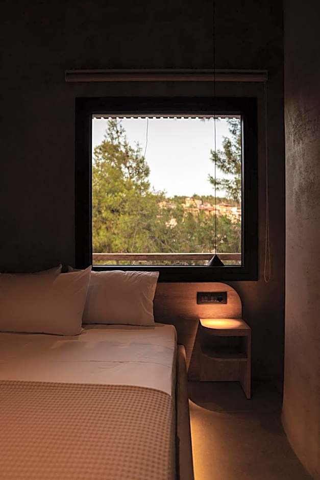 Medusa Luxury Suites