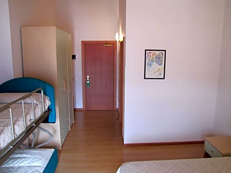 Quadruple Room with Balcony