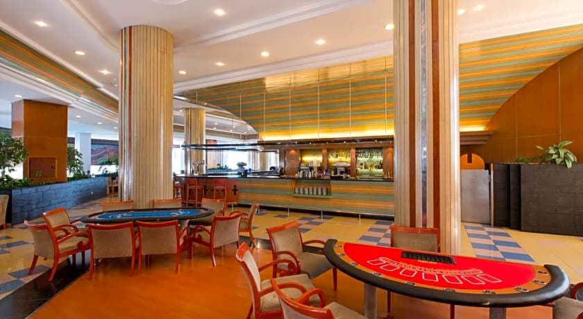 Iberostar Waves Bouganville Playa