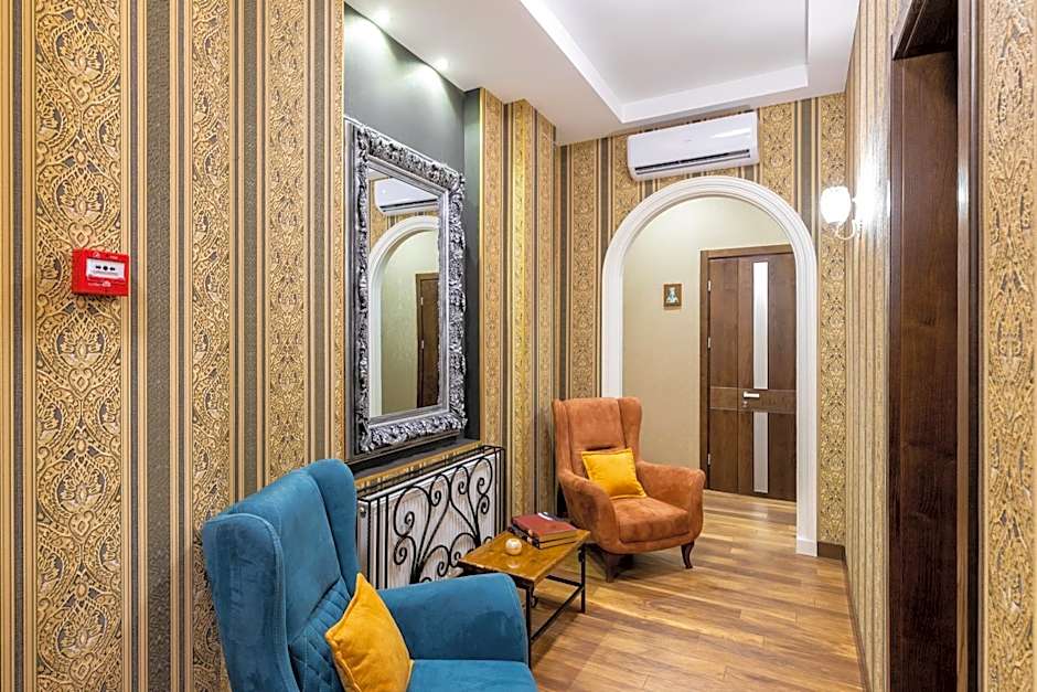 Ornament Hotel